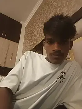 Stripchat Free Porn Cam of singalguy12
