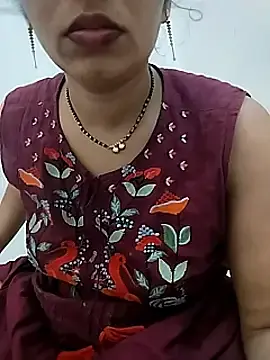 Stripchat Sex Cam of KAJALBHABHI_