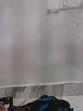 Stripchat Sex Cam of KAJALBHABHI_