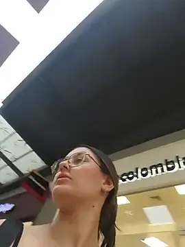 Stripchat Live Sex Cam of Ary-18