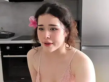 Stripchat Free Porn Cam of ChloeBlisss