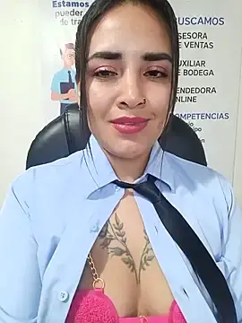 Stripchat Adult Video Chat of MAYE__13