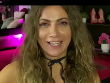 Stripchat Free Live Porn of AnneGoddesss
