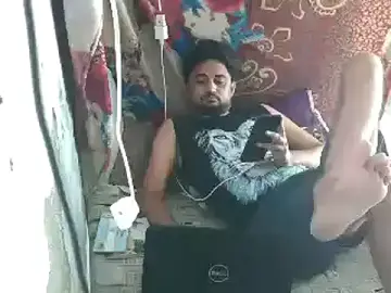 Stripchat Free Porn Cam of ROCOGUJUBULL