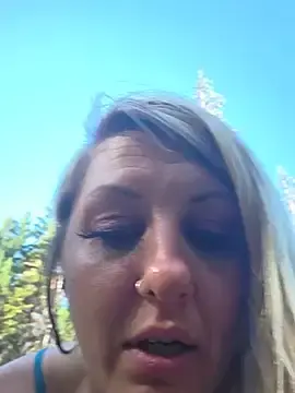 Stripchat Adult Webcam of SheIsSomething