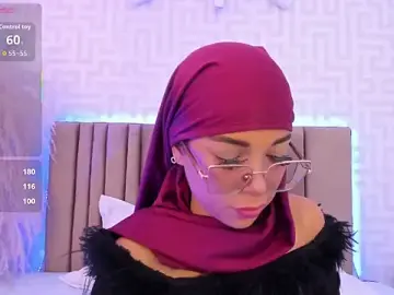 Stripchat Free Porn Cam of naishaa_