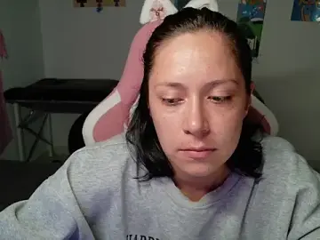 Stripchat Sex Cam of MommyMiaWs