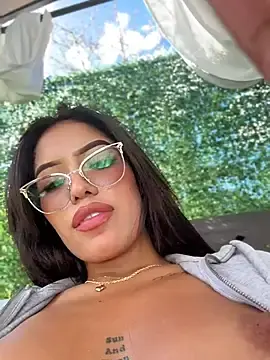 Stripchat Adult Webcam of MystiqueXXX