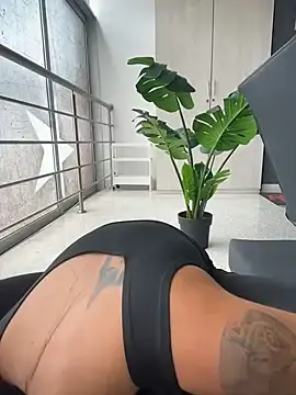 Stripchat Sex Chat of MystiqueXXX