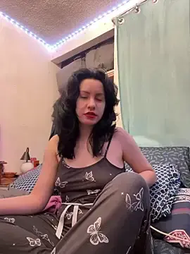 Stripchat Watch Live Sex Cams of Nina-Chick777