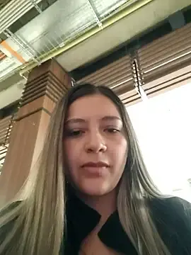 Stripchat Watch Live Sex Cams of alana_69