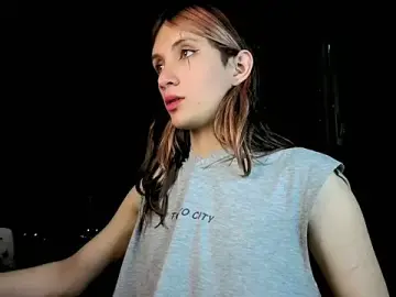 Stripchat Nude Webcam of Feniix__