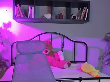 Stripchat Live Porn of Emma_Lirys