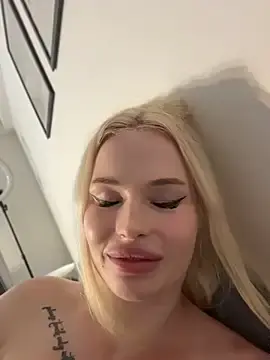 Stripchat Free Porn Cam of Vladamais