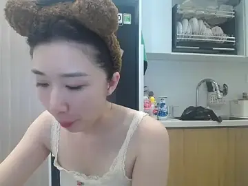 Stripchat Nude Webcam of Asiagirll