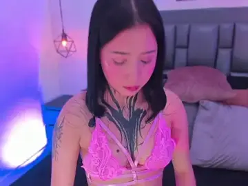Stripchat Sex Cam of Dark_Kitty_666