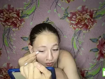 Stripchat Watch Live Sex Cams of DuckedDesk