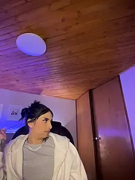 Stripchat Sex Cam of Hilary_pinkk