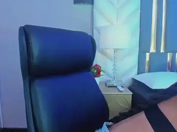 Stripchat Live Sex Cam of ChloeHarper_