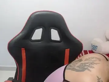Stripchat Live Sex Cam of emily_sexxx