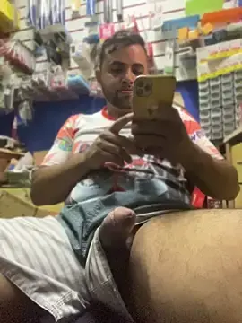 Stripchat Nude Webcam of Sheik_z_o