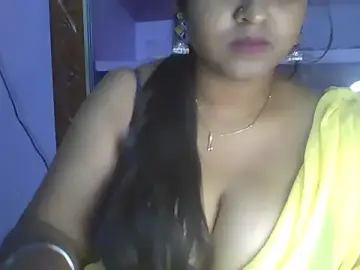 Stripchat Live Sex Cam of Tamil_Kuttyma
