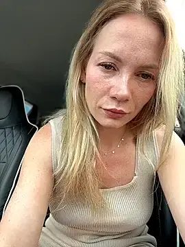 Stripchat Best Webcam of LavenderHot