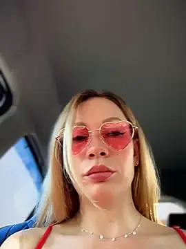Stripchat Watch Live Sex Cams of LavenderHot