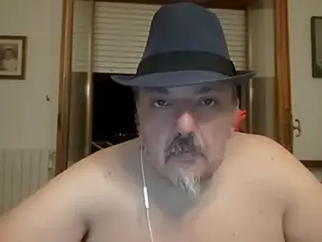 Stripchat Best live sex cam show of Theitalianpapi