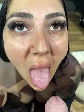Stripchat Live Porn of Evamendez02