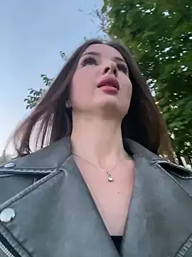 Stripchat Live Sex of KrisMagnoly
