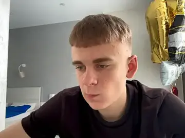 Stripchat Adult Webcam of SoloFury