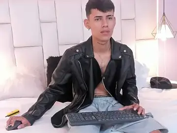 Stripchat Nude Webcam of JacobFerrer