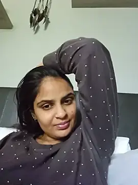 Stripchat Free Porn Cam of DirtySnowball69