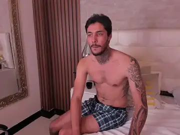 Stripchat Live Sex of JacksonGreenn