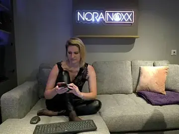 Stripchat Nude Webcam of NoraNoxx