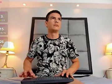 Stripchat Watch Live Sex Cams of Axel_wolfe