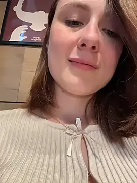 Stripchat Live Sex Cam of Dina_Tease