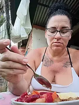 Stripchat Free Live Porn of tugordita-hot