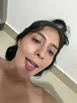 Stripchat Live Sex Cam of Sophie__Foxxx