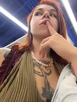 Stripchat Free Porn Cam of RosieDesire