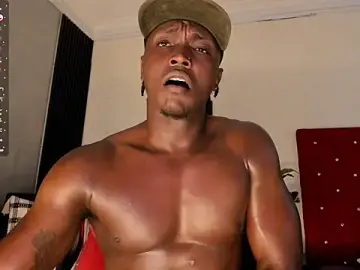 Stripchat Free Porn Cam of DannSmmith
