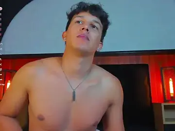 Stripchat Free Porn Cam of Leo_Savage_