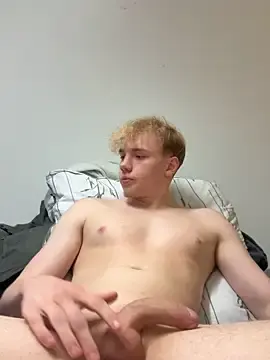 Stripchat Adult Video Chat of David_7527