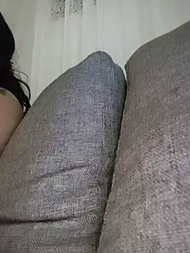 Stripchat Live Sex Cam of ElaRuil69