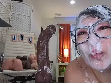 Stripchat Nude Webcam of Vickiebee