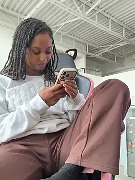 Stripchat Best live sex cam show of Your_Paris