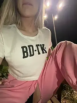 Stripchat Sex Chat of AlyssaFoxx_