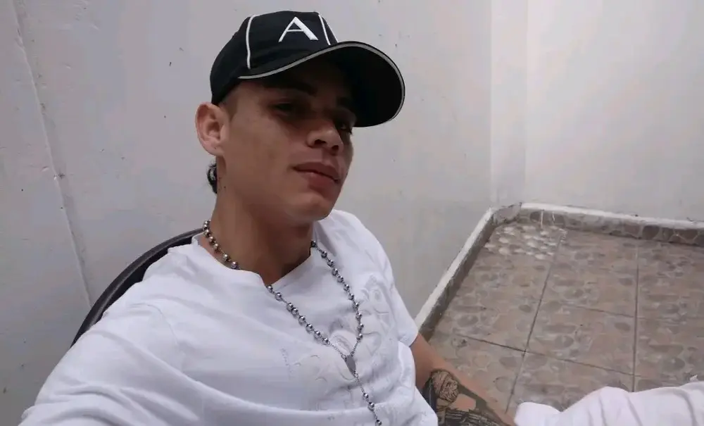 mailo_bronw