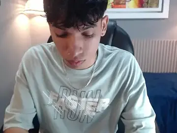 Stripchat Free Porn Cam of Jake_Falcon